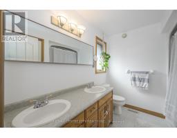 12 PINEHURST DRIVE - 19
