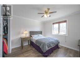 12 PINEHURST DRIVE - 23