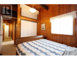 10112 EDMONDS BOULEVARD - 23