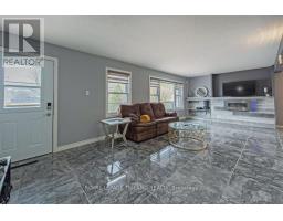 301 REYNOLDS ROAD - 4