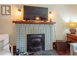 40 VICTOR STREET - 12