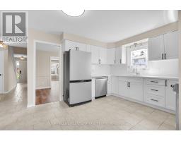144 FAIRCHILD CRESCENT - 12