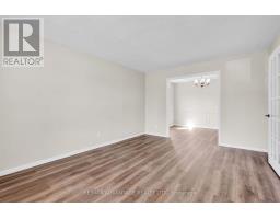 144 FAIRCHILD CRESCENT - 21