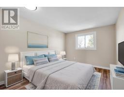 144 FAIRCHILD CRESCENT - 30