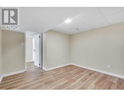 144 FAIRCHILD CRESCENT - 43