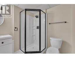 144 FAIRCHILD CRESCENT - 45