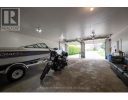 2720 CATHERINE STREET - 32