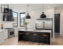 244 FOXBOROUGH PLACE - 3