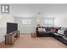 176 ELIZABETH STREET - 24