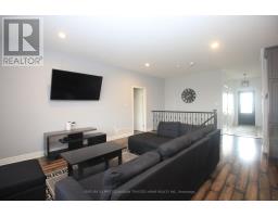 29 HEDGES COURT - 11