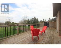 29 HEDGES COURT - 26