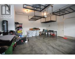 29 HEDGES COURT - 43