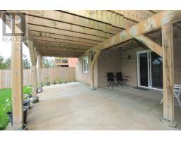 29 HEDGES COURT - 46