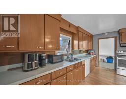 19 MONTGOMERY DRIVE - 6