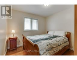 12 - 20 WINDEMERE PLACE - 16