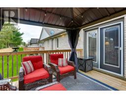 12 - 20 WINDEMERE PLACE - 23