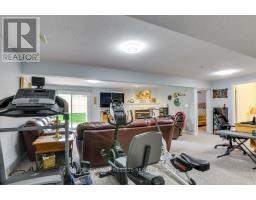 12 - 20 WINDEMERE PLACE - 34
