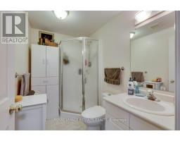12 - 20 WINDEMERE PLACE - 39