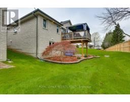 12 - 20 WINDEMERE PLACE - 47