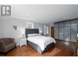233 RIDOUT STREET S - 17