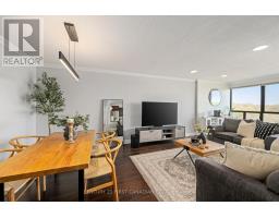 903 - 1600 ADELAIDE STREET N - 15