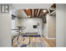 165 TECUMSEH AVENUE E - 37
