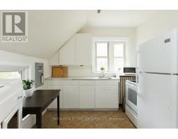 88 LACROIX STREET - 27