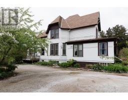 88 LACROIX STREET - 3