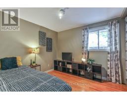 41 FOX MILL COURT - 24