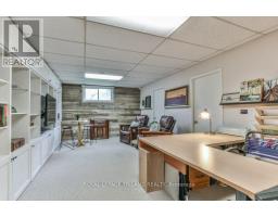 41 FOX MILL COURT - 34