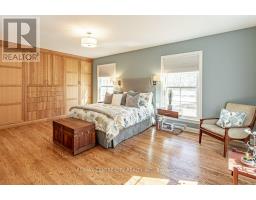 1123 THE PARKWAY - 16