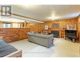1123 THE PARKWAY - 29