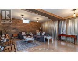 1520 LOGANS TRAIL - 35