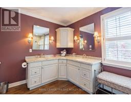 217 HUNT CLUB DRIVE - 25