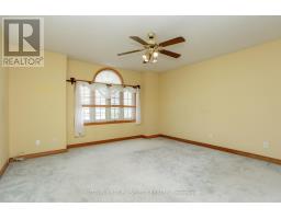 59 FARMHOUSE ROAD - 28