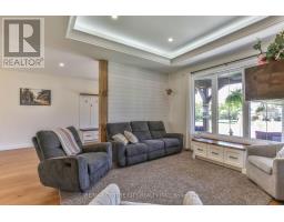 14 ST LADISLAUS STREET - 12