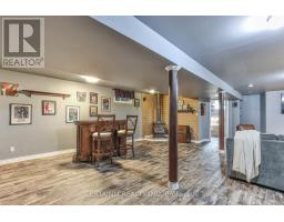50000 DINGLE STREET - 27