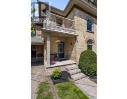 181 PARKHILL MAIN STREET - 4