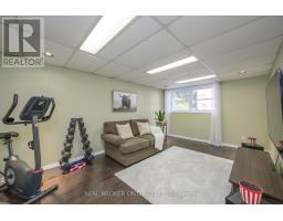 61 MCLEOD CRESCENT - 25