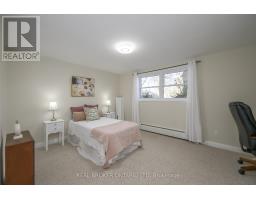 61 MCLEOD CRESCENT - 27