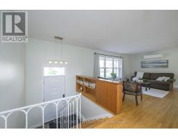 61 MCLEOD CRESCENT - 4