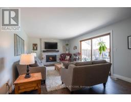 218 RIVERVIEW DRIVE - 22