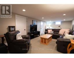 218 RIVERVIEW DRIVE - 40