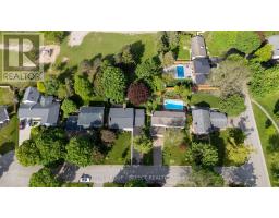 10 FARM MANOR COURT - 3