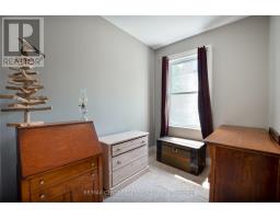 582 PALL MALL STREET - 12