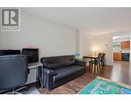 54 - 1919 TRAFALGAR STREET - 17