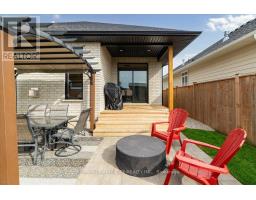 6 ELWOOD STREET - 36