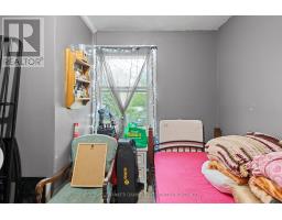 31 - 31 ST CHARLES PLACE - 19