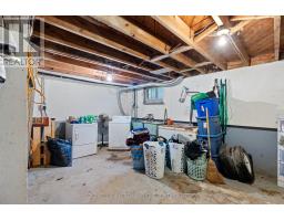 31 - 31 ST CHARLES PLACE - 25