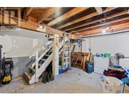 31 - 31 ST CHARLES PLACE - 27